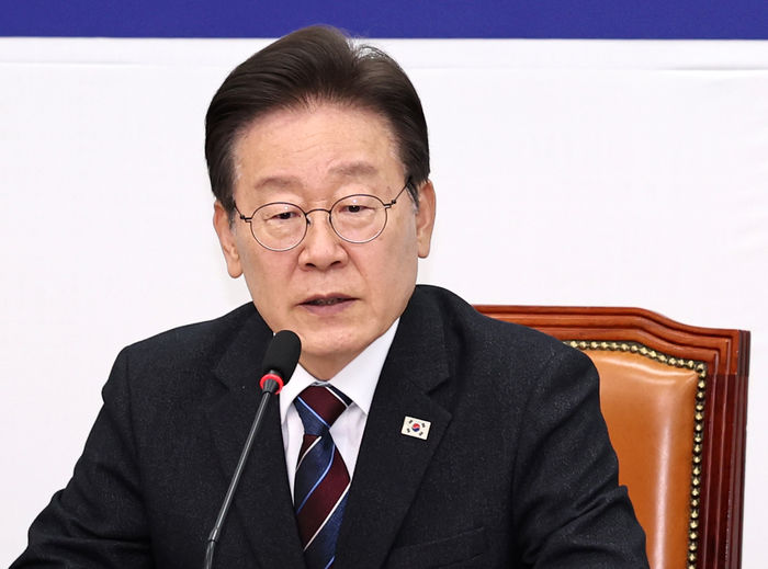이재명, 尹 대통령에 “1인당 25만원, 민생회복지원금 13조원 풀어라”