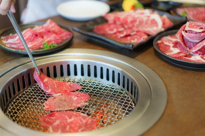 “외국인은 양 적고 가격도 비싸”...일본 유명 맛집 ‘이중 메뉴판’ 폭로 나왔다