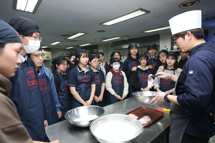 BBQ 치킨대학, 다양한 경험을 통한 이색 직업 체험 캠프 진행