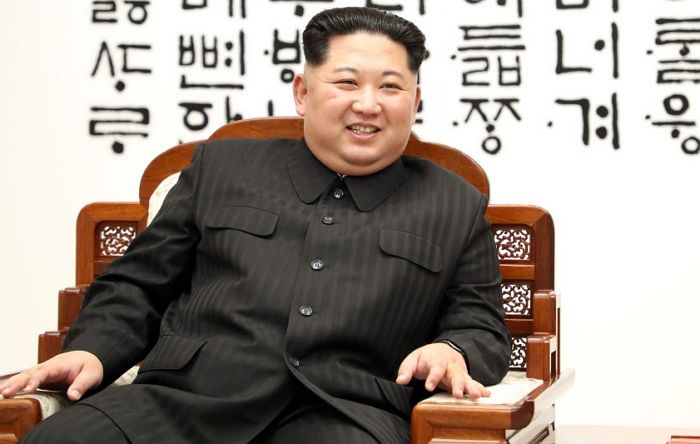 최고 미녀 뽑아 처녀성 검사하고 김정은에 마사지·성행위...탈북 여성, 북한 ‘기쁨조’ 실태 폭로