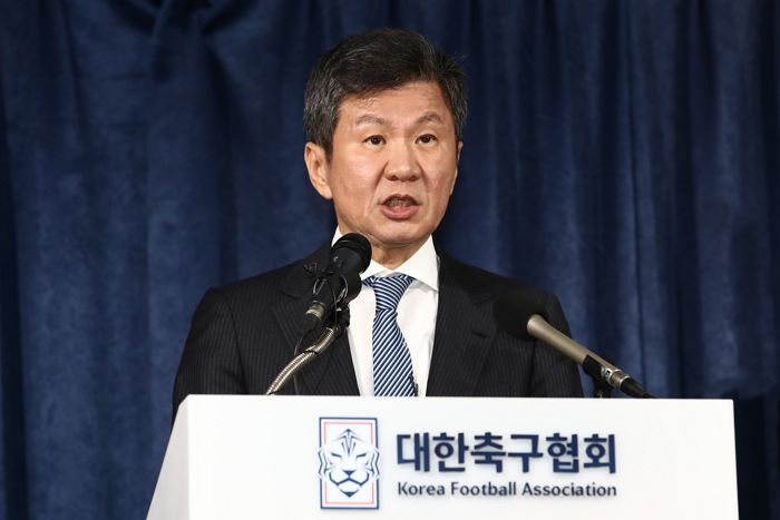 사퇴 압박에도 가만히 있던 정몽규, ‘AFC 집행위원’ 단독 출마...4선 노리나