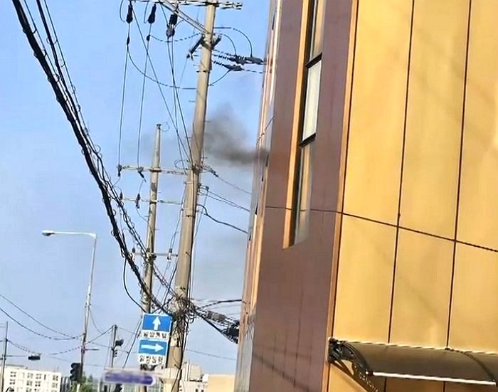 영등포서 전봇대에서 떨어진 ‘23000볼트 고압전선’에 감전됐다 살아난 30대 남성