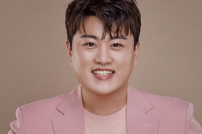 “맞은 X끼가 말이 많아”...김호중 학폭 폭로에 선넘는 댓글 다는 팬들