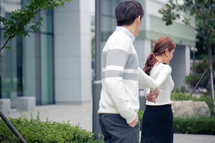 “손흥민 형과 가까운 사이”...전 연인에게 1억 빌린 뒤 잠적한 전직 축구선수