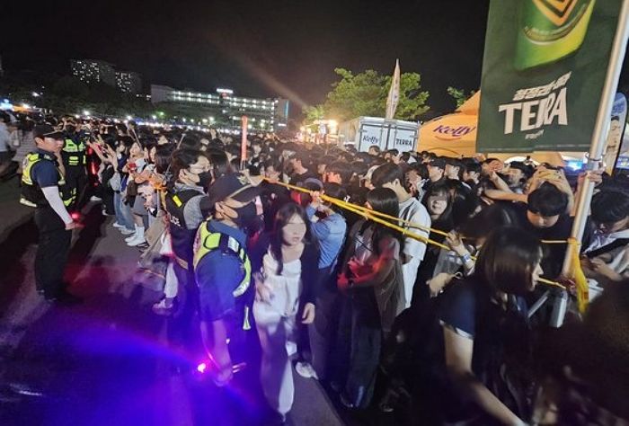 “난 당신 싫어”..조선대 축제 싸이 공연서 옷벗고 행패부린 30대