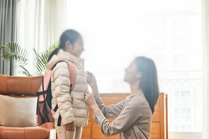 “출산율 높이려면 여자아이들 1년 조기 입학시켜야”...정부 국책연구기관의 황당 조언