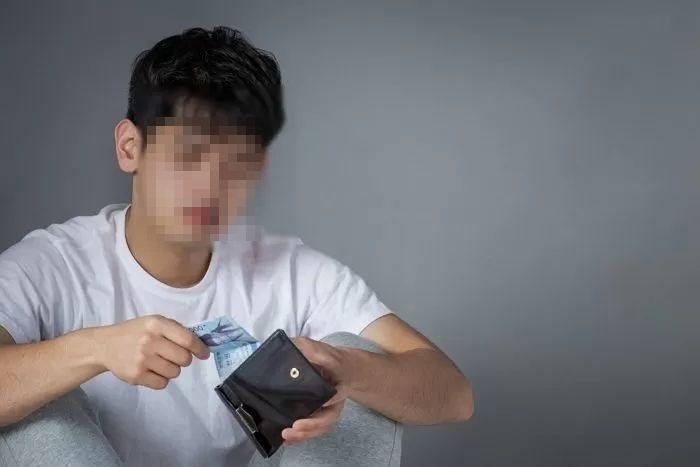 경제적 독립 못한 30대 초중반 ‘캥거루족’ 증가... 두 명 중 한 명