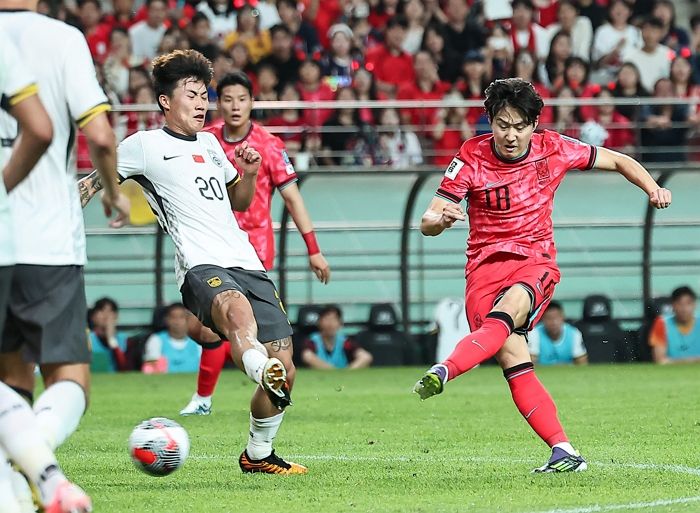 북중미 월드컵 예선, 후반전 이강인 왼발슛 1:0