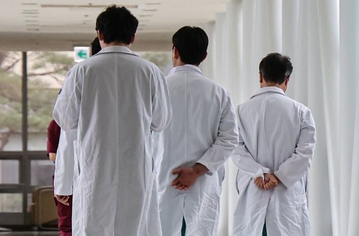 고대의대 교수들 “12일부터 무기한 자율휴진...응급-중증 제외”