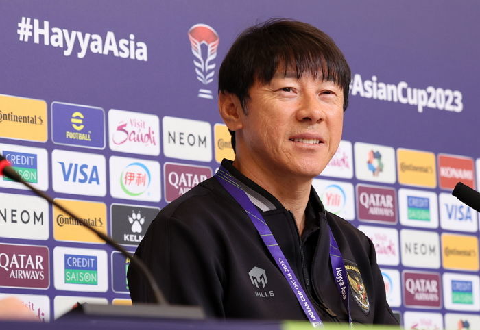 축구 ‘국대감독’ 자리 맡고 싶어했던 신태용...“저한테 전혀 콜이 없었다”