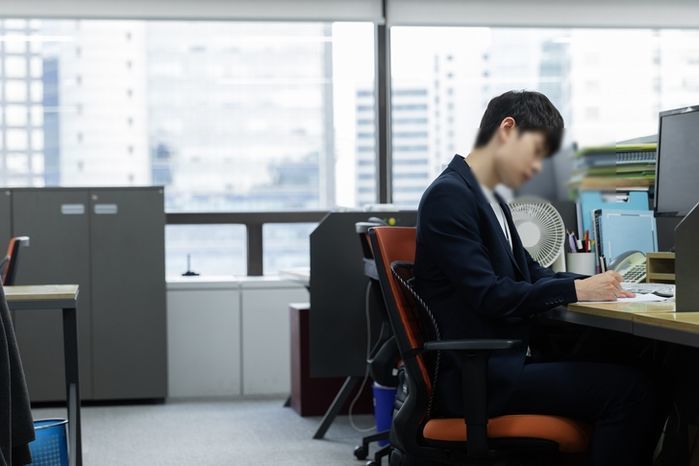 월 180만원 받던 9급 공무원이 대기업 삼성전자로 ‘이직’한 뒤 경험한 ‘삶의 변화’