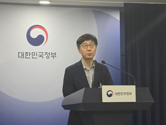 “축하드려요, 덜 삭감됐어요”...노벨상 유력한 한국의 과학자, ‘R&D 예산’ 언급했다