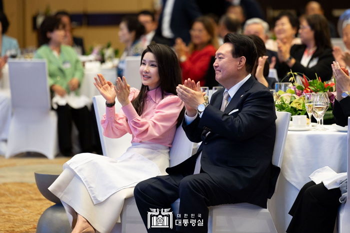 하와이 순방 중인 윤석열 대통령, 집중호우 피해에 16자 특별 지시 사항 남겼다