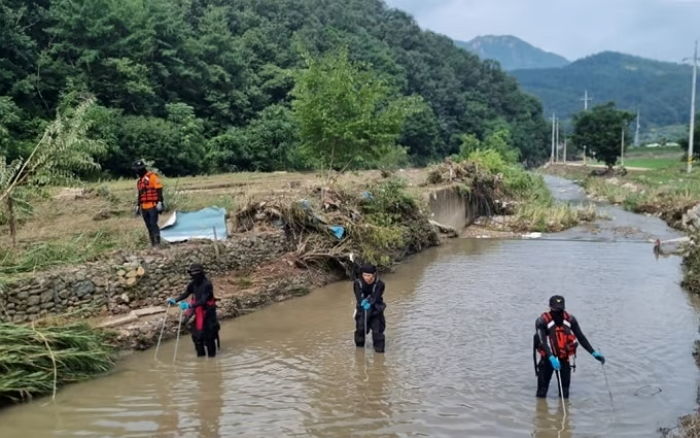 주말에 쉬지도 못하고 수해 실종자 수색했던 충북 영동군 20대 공무원...숨진 채 발견