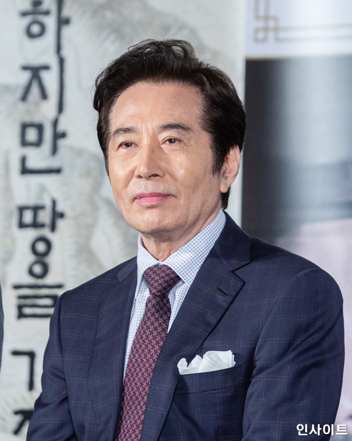 배우 ‘백윤식 무고’ 전 연인, 1심서 징역 1년... “죄질 매우 불량”