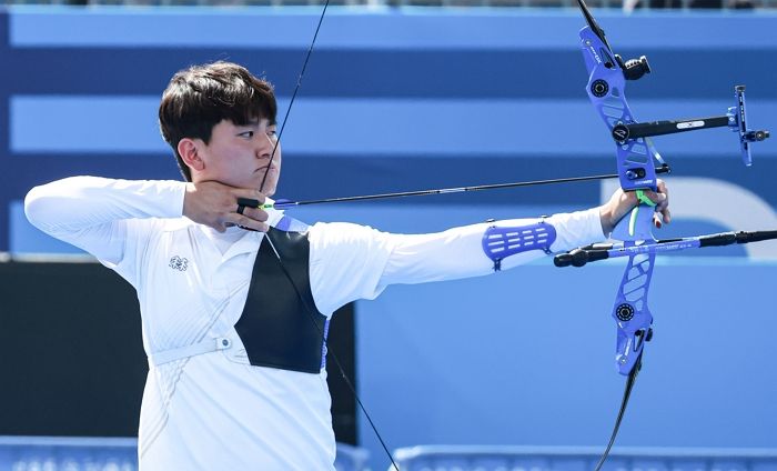 파리올림픽에서 열린 양궁 ‘한일전’... 일본 선수에게 포효하다가 심판한테 딱걸린 김제덕