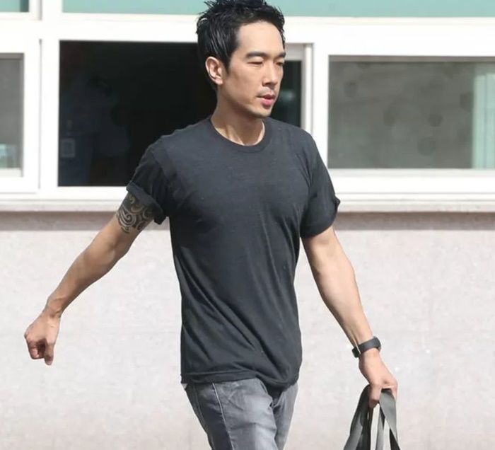 ‘미성년자 성폭행’ 연예인 고영욱, 유튜브 개설... “무기력한 일상에서 벗어나고자”