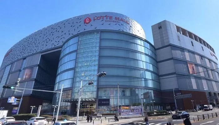롯데백화점 광복점 / Naver 거리뷰