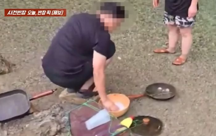 계곡서 ‘음식물’ 잔뜩 묻은 프라이팬 설거지하던 남녀... “하지마세요” 했더니 욕설