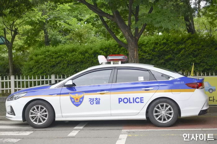 하동 순찰차 뒷좌석서 가출 신고된 여성 시신 발견... 경찰도 황당