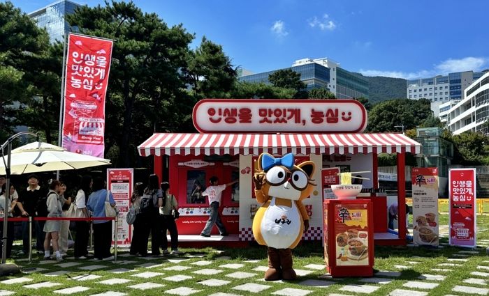 “신라면 툼바·먹태깡 받아가세요”... 농심, 전국 10개 대학교서 팝업스토어 연다