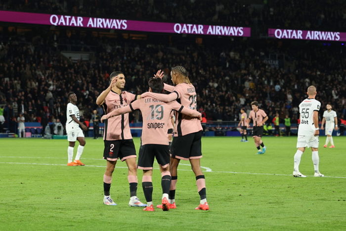 몸 날린 다이빙 헤더 폭발... ‘PSG’ 이강인, 시즌 3호 골 신고