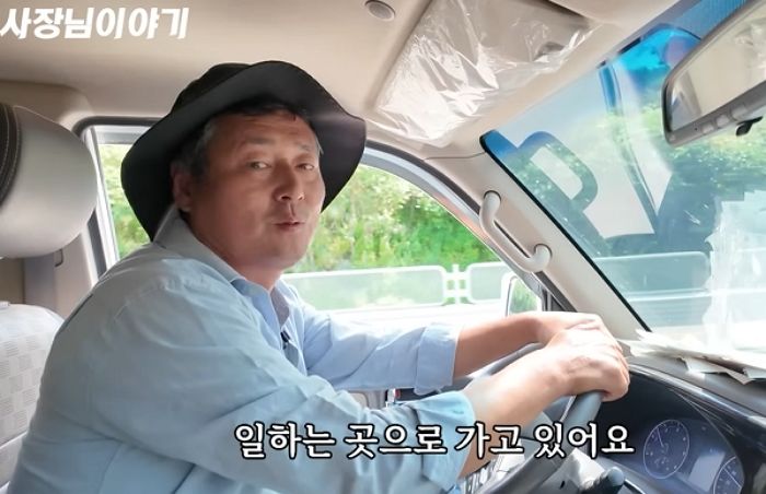 트럭 운전을 더 좋아하는 시골 농부 아저씨가 큰돈 들여 BMW를 장만한 이유