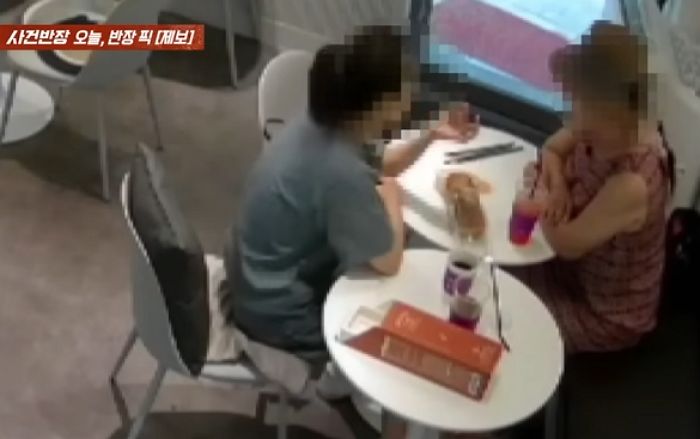 무인카페서 다른 손님 ‘빵’ 빼먹은 여성 손님들... 사장님이 써 붙인 ‘메모’가 문제였다