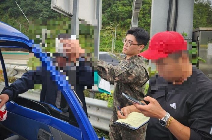 휴가 때도 군기 잃지 않은 ‘김군기 중위’, 교통사고 현장서 인명 구조