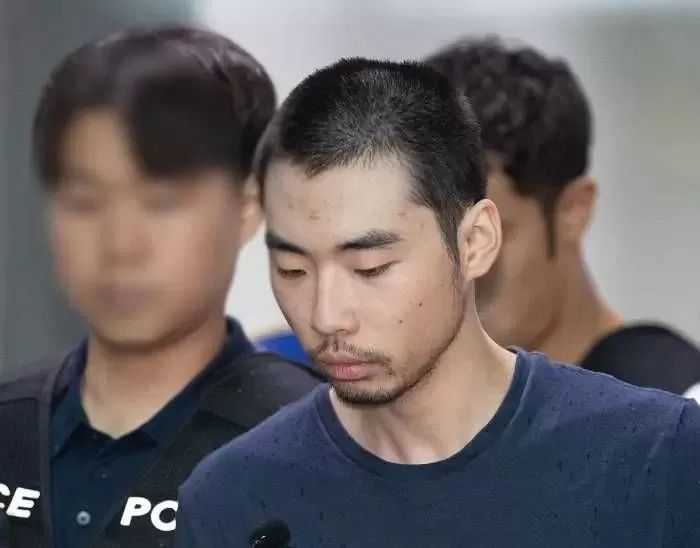 '분당 서현역 흉기 난동' 최원종 무기징역 확정