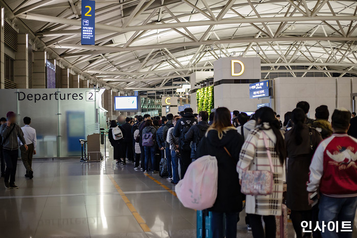 폭설로 전국 공항 국내선 11편·국제선 1편 결항