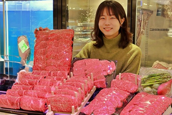 롯데백화점, 한우 ‘50% 할인’ 판매 진행... “올해 처음이자 마지막으로 진행”