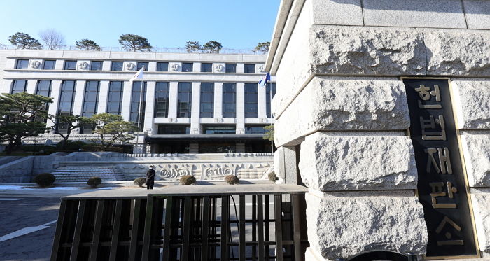 윤 대통령 측 “선임계 내고 탄핵심판 변론준비기일 출석”