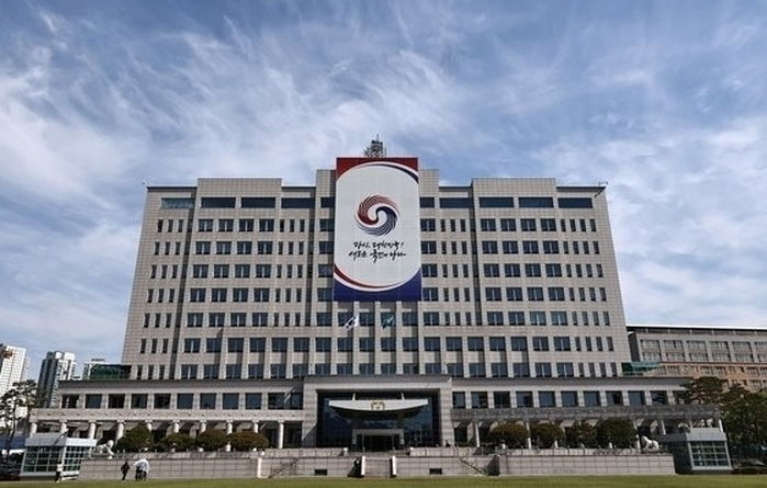 탄핵 가능성 높인 최상목 헌법재판관 임명... 대통령실 “권한 밖의 임명 유감”
