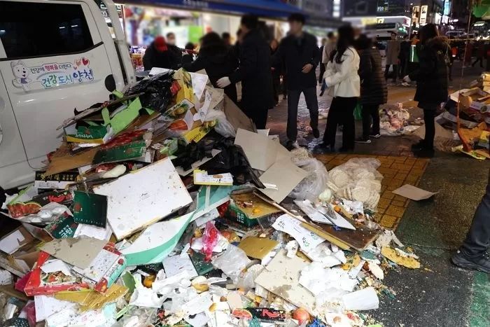 ‘깨비시장’ 차량 돌진 사고로 세상 떠난 과일가게 삼촌... 친동생이 직접 남긴 댓글