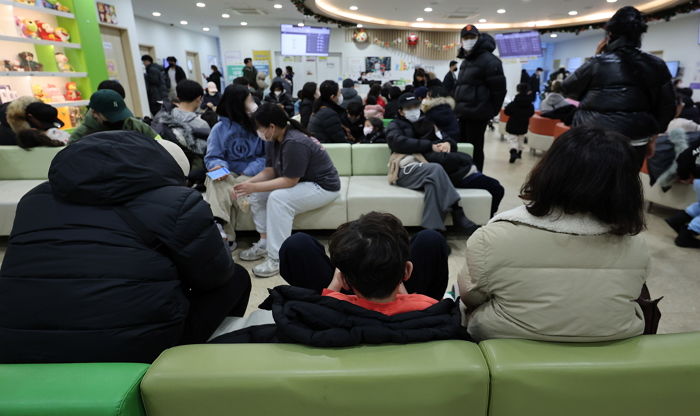 “아빠가 갑자기 못 걸어요” 검사했더니 독감... 역대급 유행에 응급실 의사의 ‘경고’