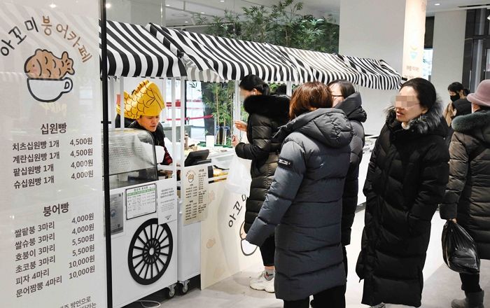 ‘메가 푸드 마켓 라이브’ 선보인 홈플러스, 소문난 ‘팝업 맛집’ 됐다