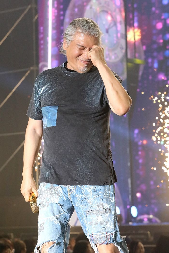 앨범만 200장인 ‘가황’ 나훈아... 은퇴 콘서트 끝으로 59년 가수 생활 마무리했다