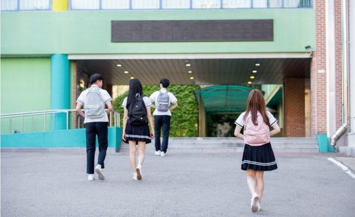 ‘저출산 여파’에 올해 초1 학생 수 ‘역대 최저’...  내년 초중고 학생, 500만명 아래로