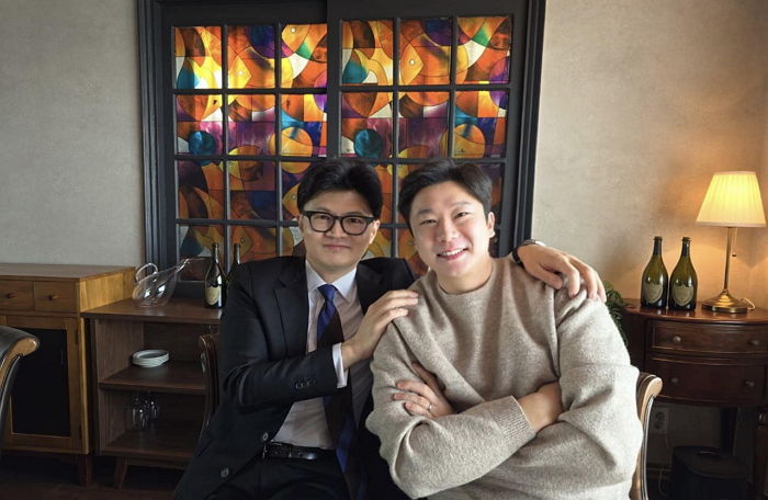 대표직 물러난 이후 ‘잠행’ 한동훈, 오늘(24일) 진종오 페이스북에 올라온 근황