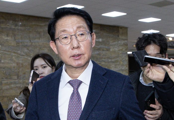 서울역 귀성길 인사 나선 국민의힘... 김상훈 의원, 항의 듣자 “XXXX들” (영상)