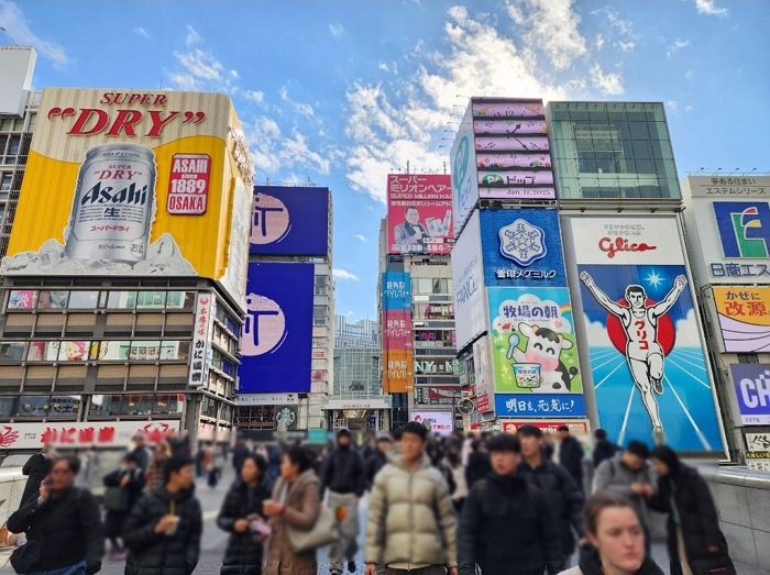 오사카 놀러간 10대 성추행 혐의 체포 “국가적 망신...이런 일이 벌어지지 않도록 본보기 보여줘야”