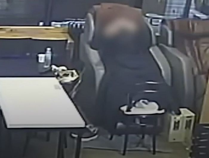 무인세탁방 ‘점령’한 채 17일 동안 숙식한 여성... 경찰 출동하자 소리지르며 한 말