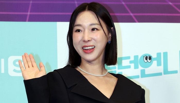 이지혜, 억대 슈퍼카 포기하더니... 어려운 이웃에 써달라며 5천만원 ‘기부 플렉스’