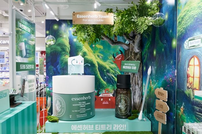“트러블 피부로 고민이라면”... 에센허브, 올리브영 강남타운서 팝업스토어 운영