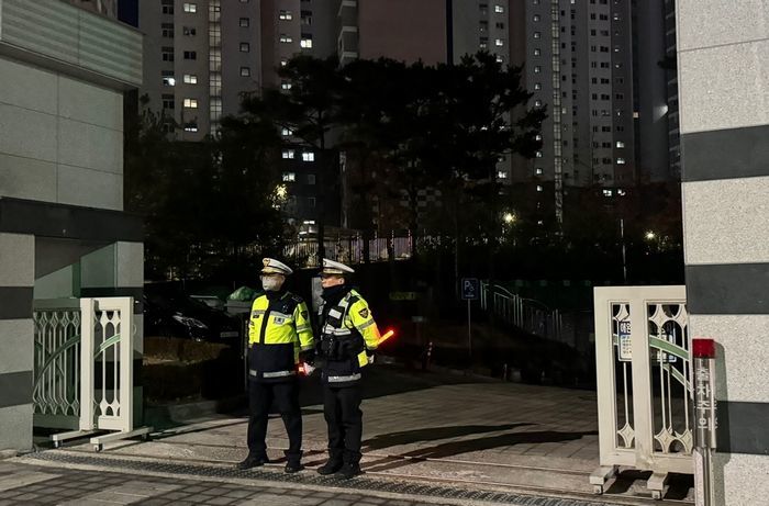 교사에 ‘피살’당한 초등생 여아... 아버지 “휴대폰 앱으로 소리 다 들어, 100% 계획범죄”