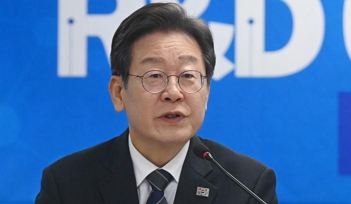 이재명 “트럼프 노벨평화상 추천 고려하겠다”... 이유 살펴봤더니