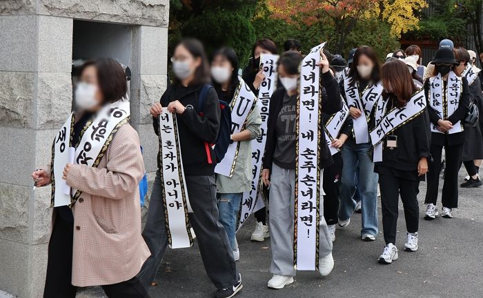 ‘딸 학폭 논란’ 이후 비난 쏟아지자 학부모 30여 명 무더기로 고소해 버린 전 국민의힘 소속 성남시의원