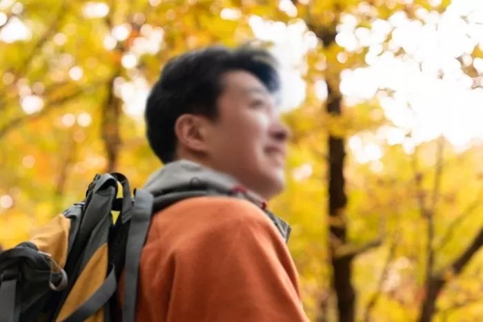 엄마가 등산모임서 사귄 ‘사업가’ 남친... “자꾸 돈 빌려가 사기꾼 같은데 결혼하겠다네요”