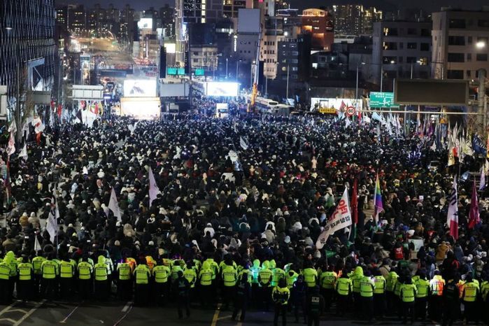 ‘솜 점퍼’였던 경찰관 방한점퍼... ‘오리털 파카’ 처럼 따뜻하고 가벼운 소재로 바뀐다